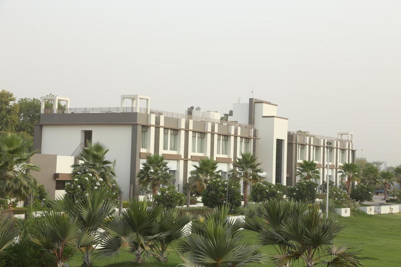 Disa Hotel Anantaragreens المظهر الخارجي الصورة
